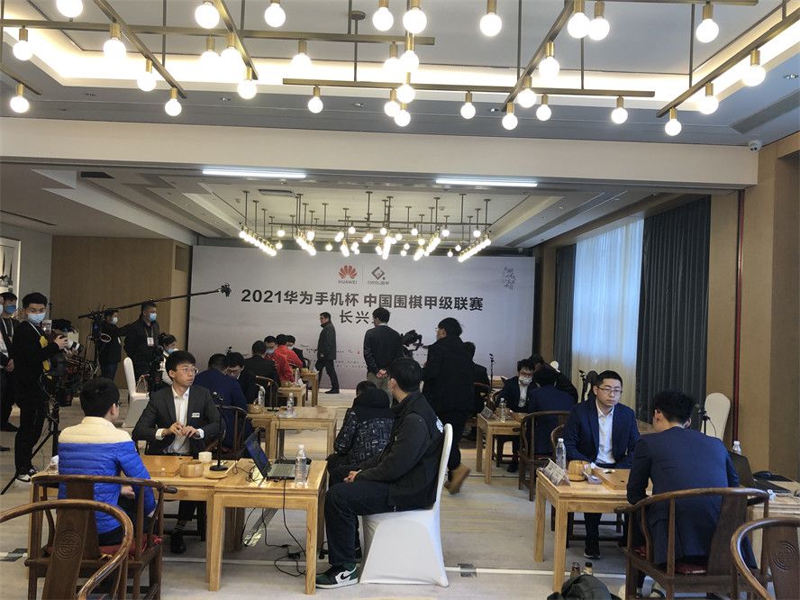 此外，刘易斯-霍尔租借纽卡的转会在赛季结束后将成为永久转会。